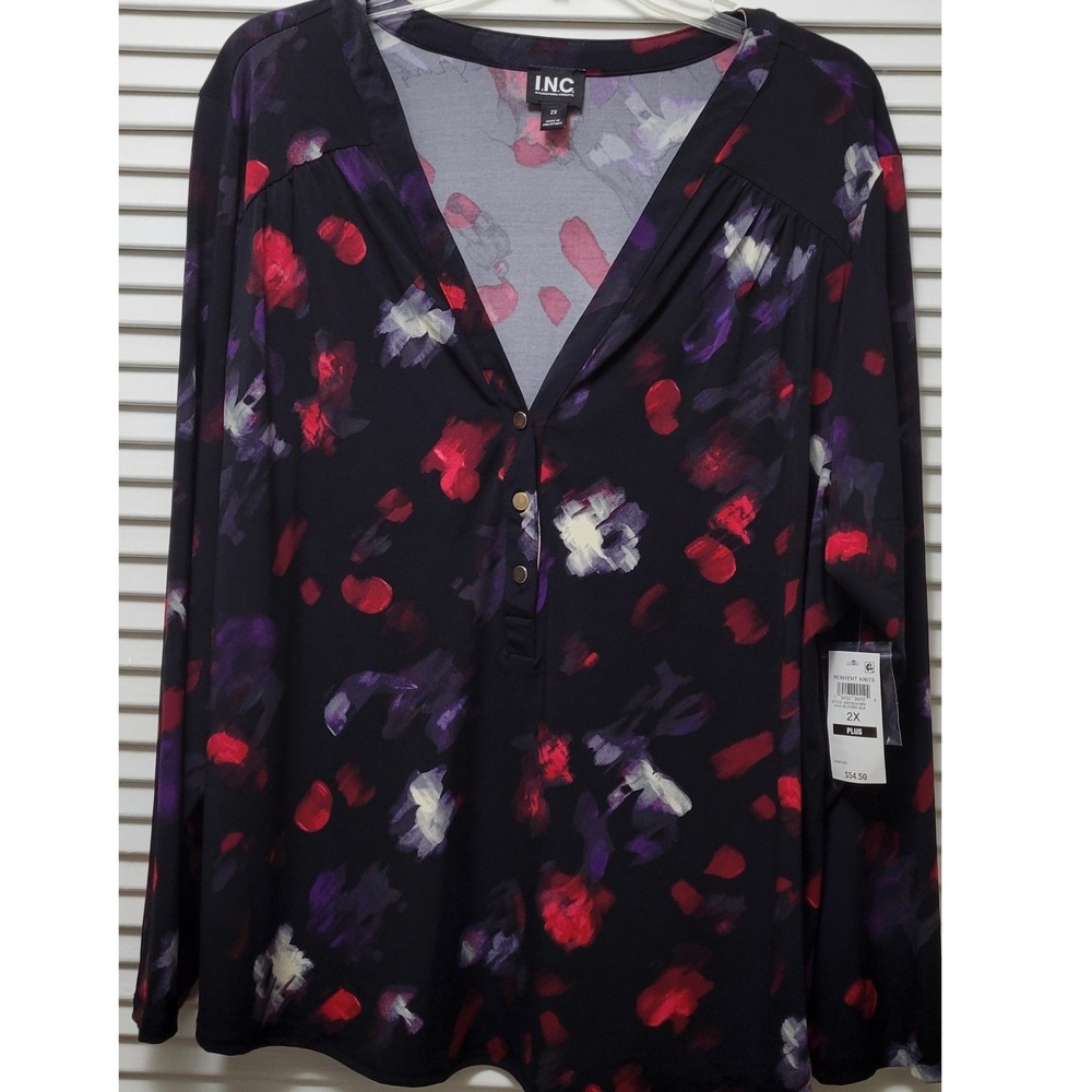 Knit Top Black Red NWT Plus 2X INC International Concepts Ava Blooms Floral